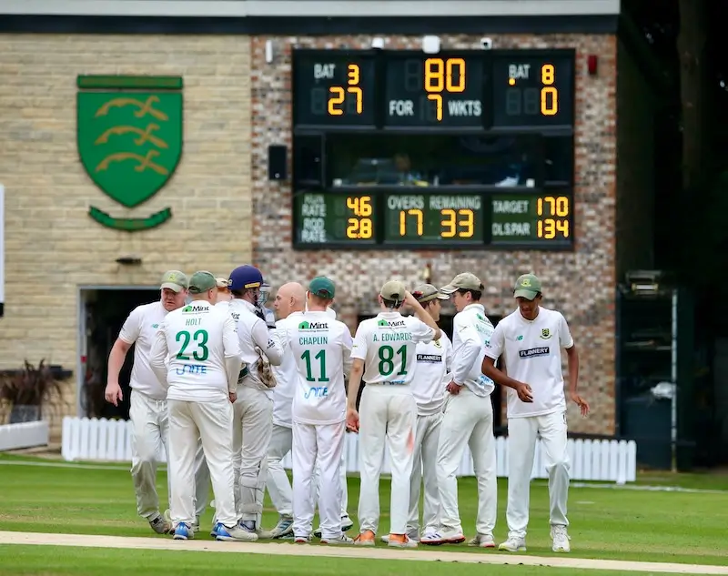 new-farnley-cricket-club-scoreboard-view